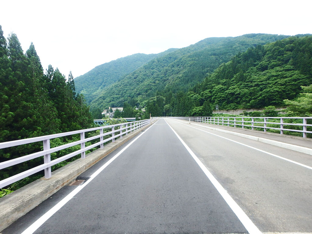 一般国道156号 道路橋りょう改築 湯出島橋 舗装補修第1工区工事